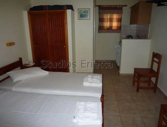 Aparthotel Erietta Studios Svoronata